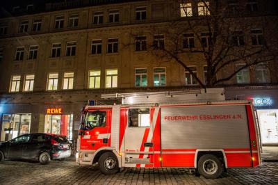 Esslingen: Rauchgeruch sorgt fuer Feuerwehreinsatz